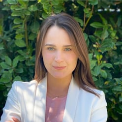 Ksenia Nousbaum Ksenia Nousbaum