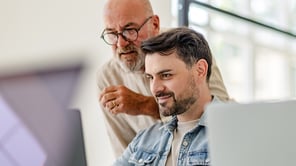 men-working-laptop_2223410802 men-working-laptop_2223410802